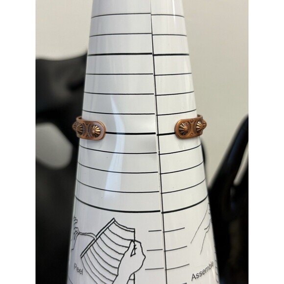 Vintage Bell Trading Post Punched Copper Cuff Bracelet Southwestern BOHO Small - Picture 8 of 8